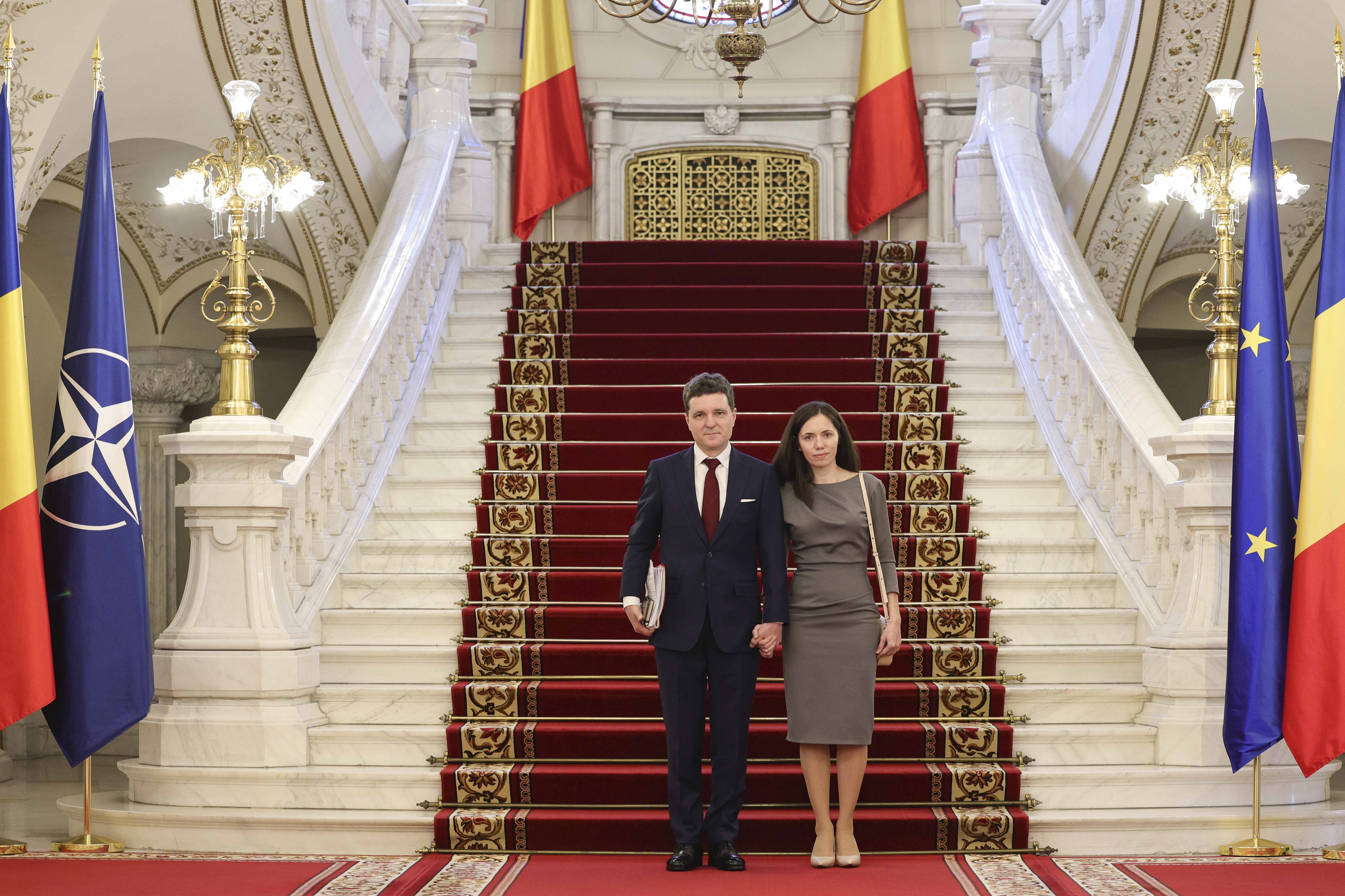 Când va depune jurământul Nicuşor Dan. „O să fie o şedinţă a Curţii Constituţionale, în care se validează alegerile”