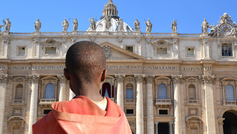 Cum au schimbat papii africani creștinismul și ne-au dăruit „Ziua Îndrăgostiților”