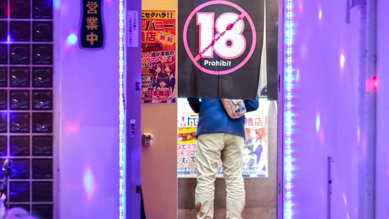 Tokyo,,Japan,-,18,December,2019:,Sex,Industry,In,Shinjuku