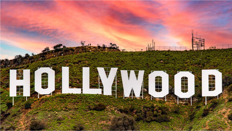 semnul Hollywood din Los Angeles la răsărit