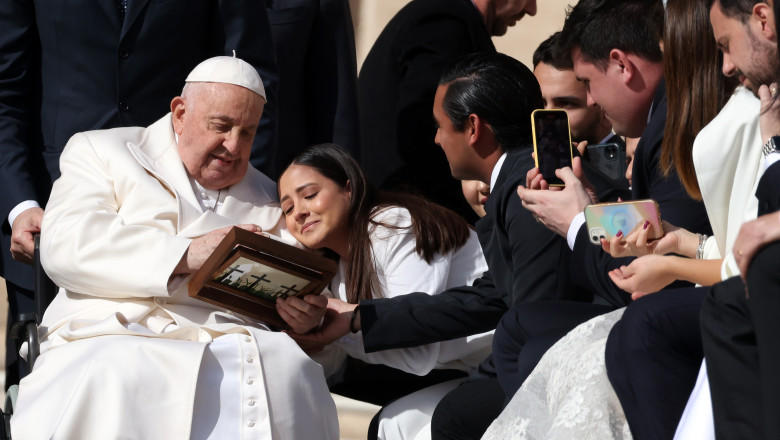Vatican,City,,Vatican,-,06,March,2024:,Pope,Francis,Blesses