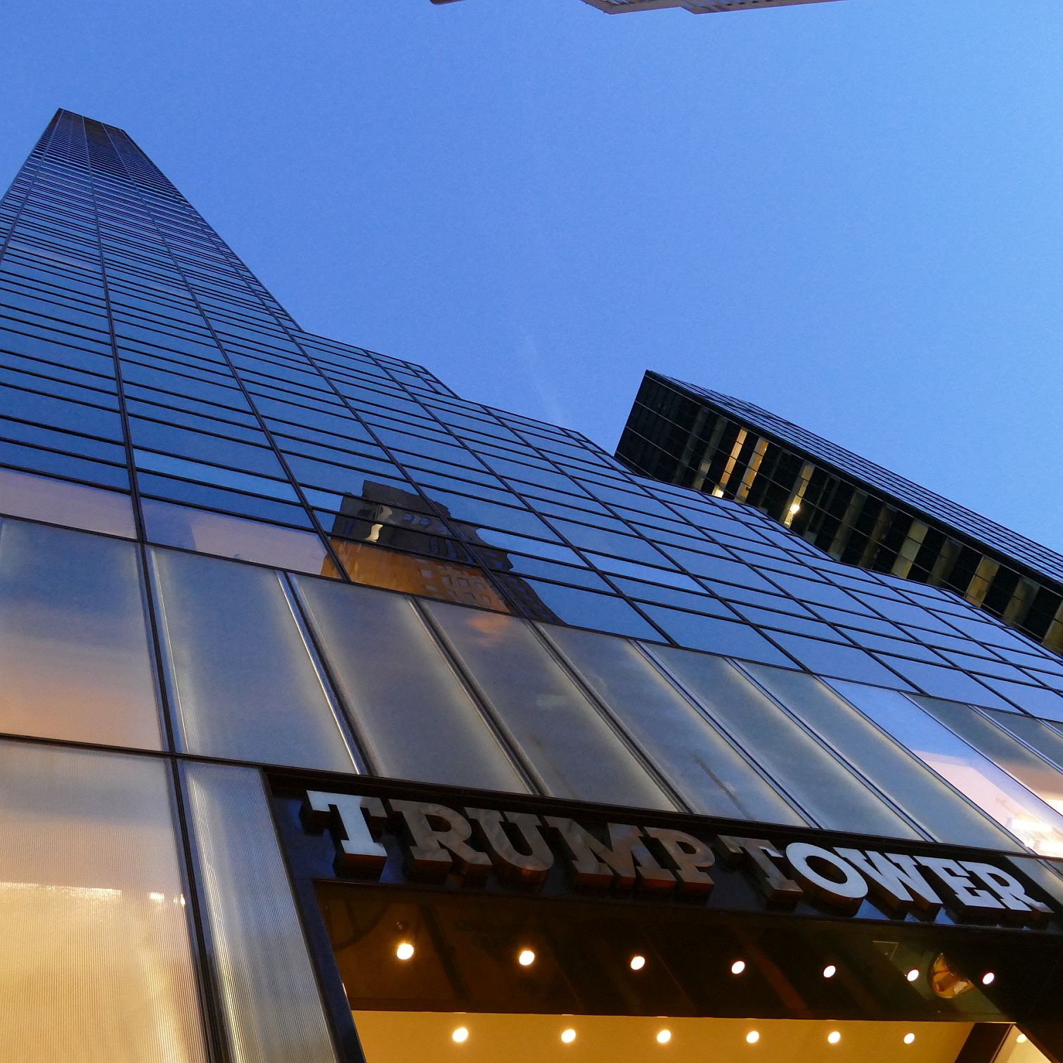 Kremlinul ia în calcul ridicarea unui Trump Tower la Moscova pentru a-i face pe plac președintelui SUA
