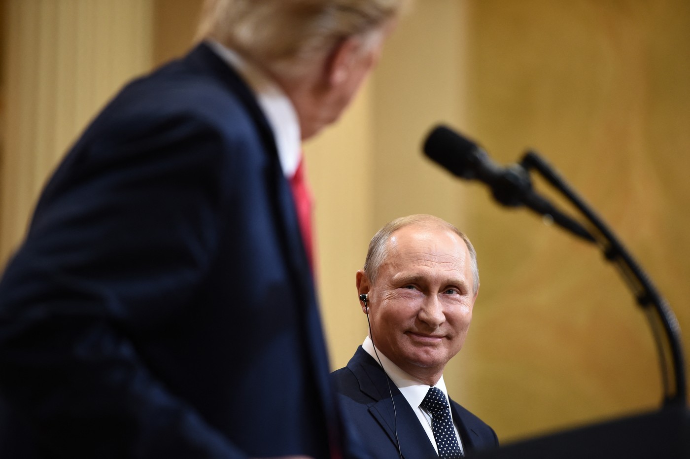 Putin vrea să redeseneze harta Ucrainei cu ajutorul lui Trump. Ce teritorii va negocia în Alaska: „SUA au acceptat de facto propunerea”
