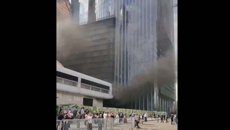 incendiu centru comercial moscova