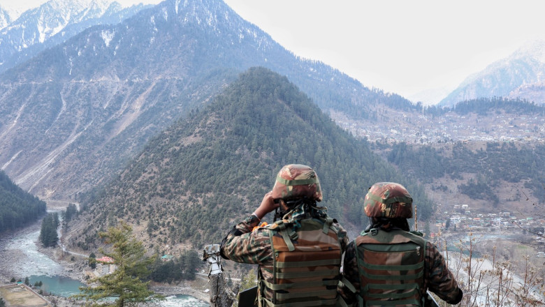 Militari la granița dintre India și Pakistan