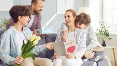 Ziua Mamei 2025. Foto Shutterstock