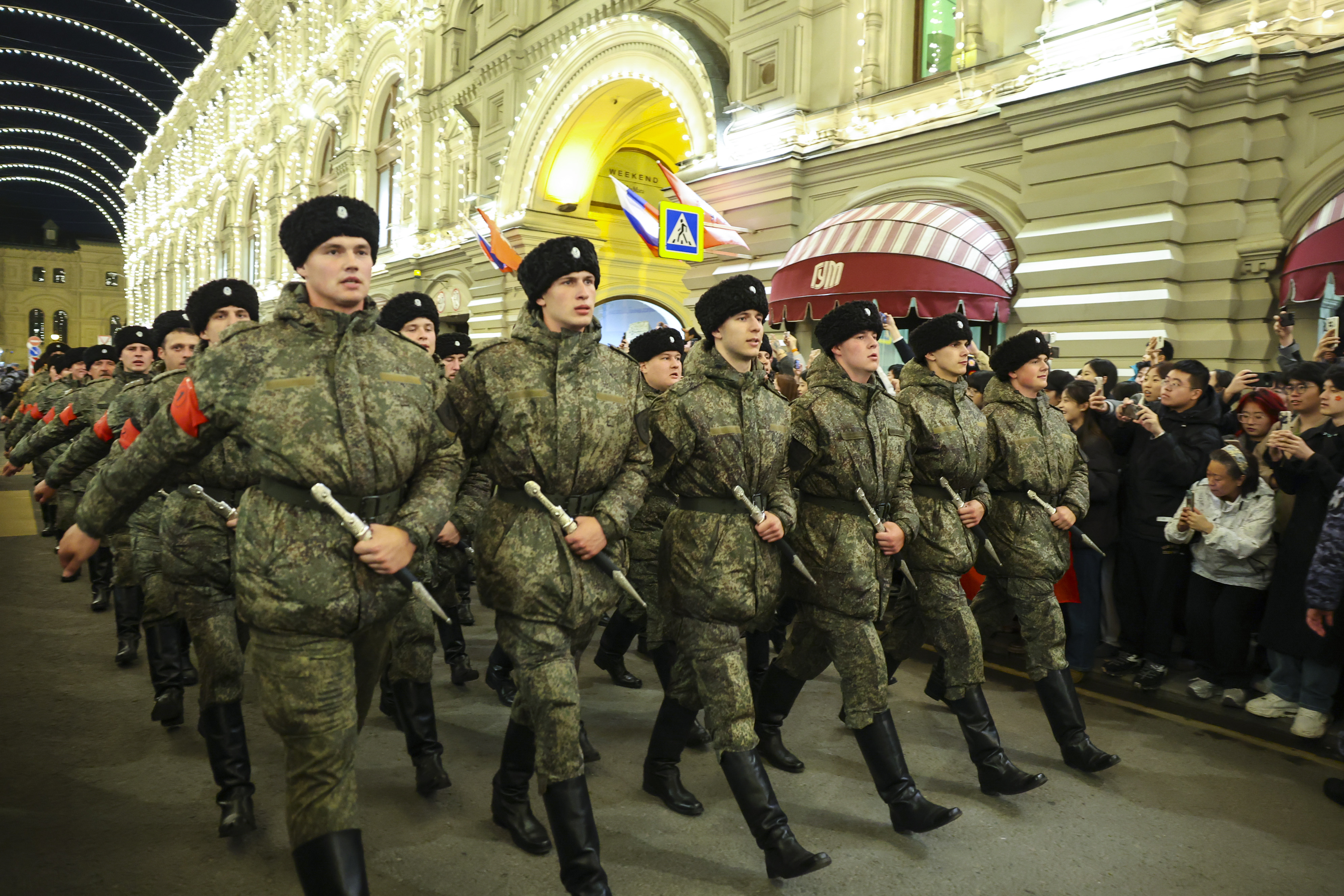 Patrioții paranoici ai lui Vladimir Putin. De ce sunt rușii din ce în ce mai precauți în legătură cu războiul din Ucraina