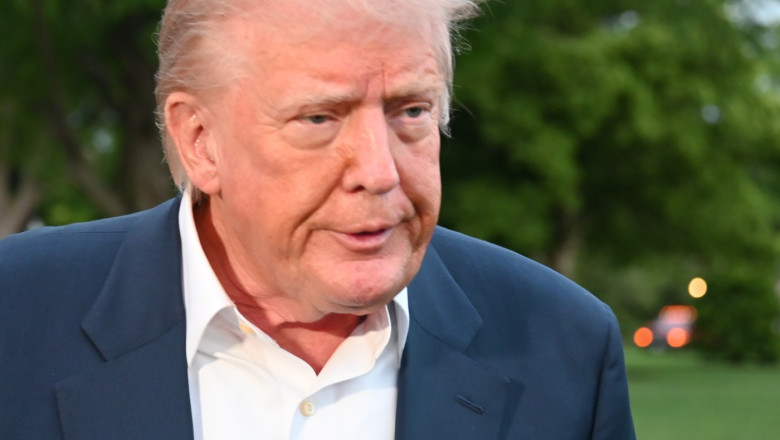 Donald Trump afirmă că liderii UE i-au cerut insistent să îl sune pe Putin: „El nu le răspundea la telefon”