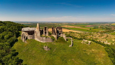 Castle,And,Hill,Of,Somlo,In,Hungary,,Europe.