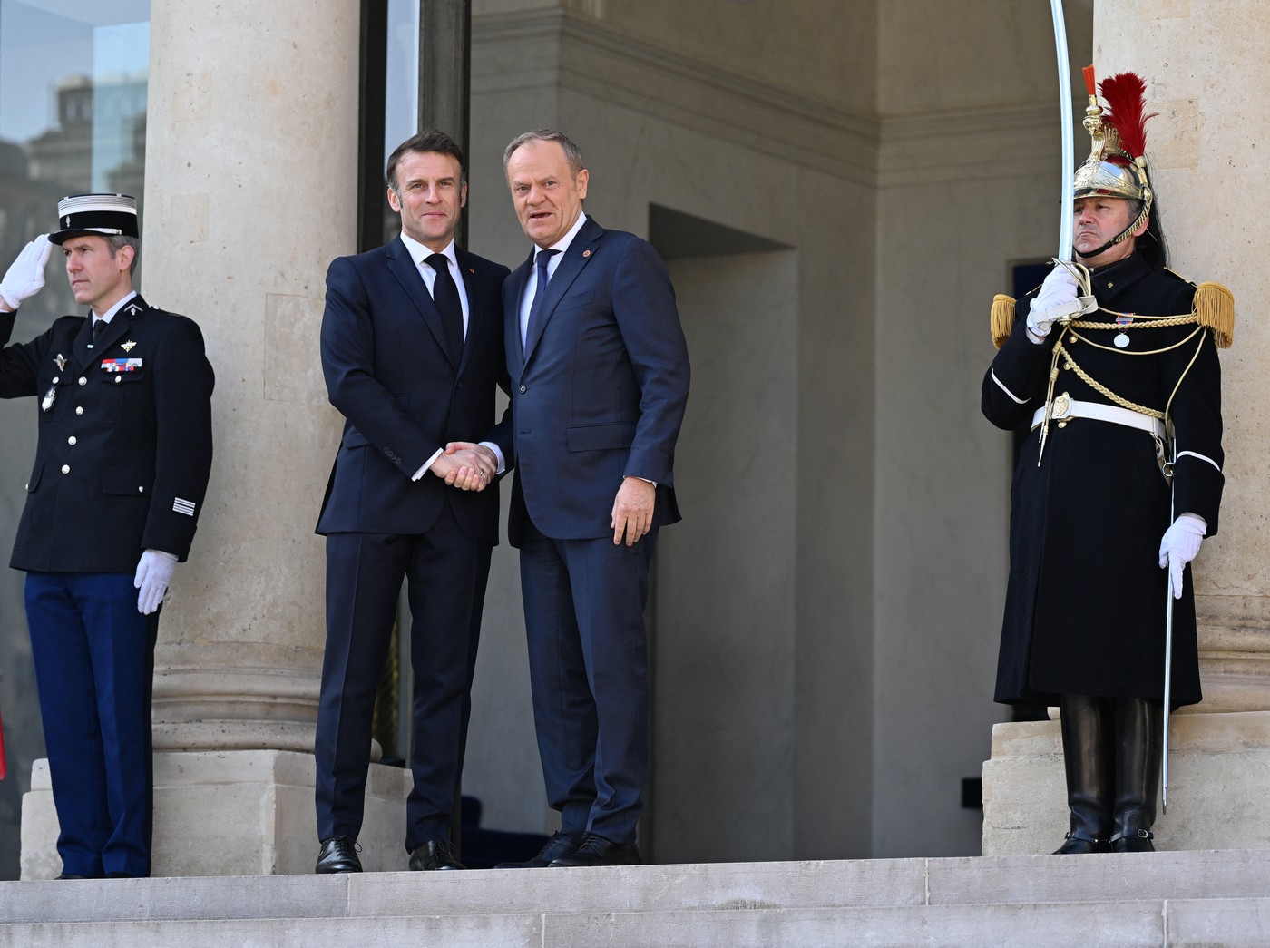 După ce a fost marginalizată mult timp în UE, Polonia stârnește interesul Franței. Macron și Tusk vor semna un „tratat de prietenie”
