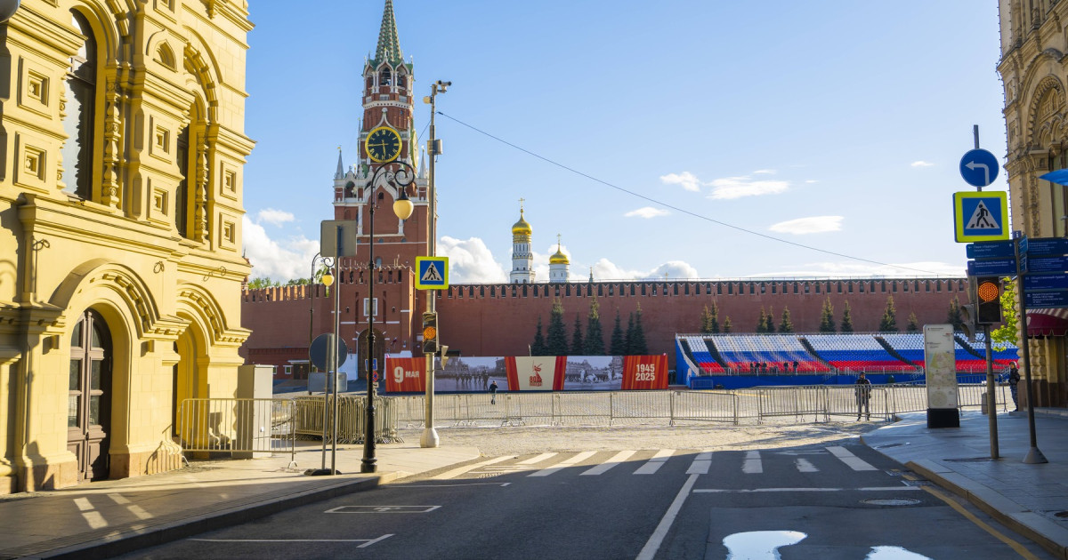 Măsurile extraordinare luate de Putin pentru a-și apăra parada de 9 mai de dronele ucrainenilor|EpicNews