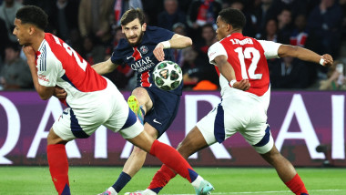 faza de joc din meciul psg - arsenal