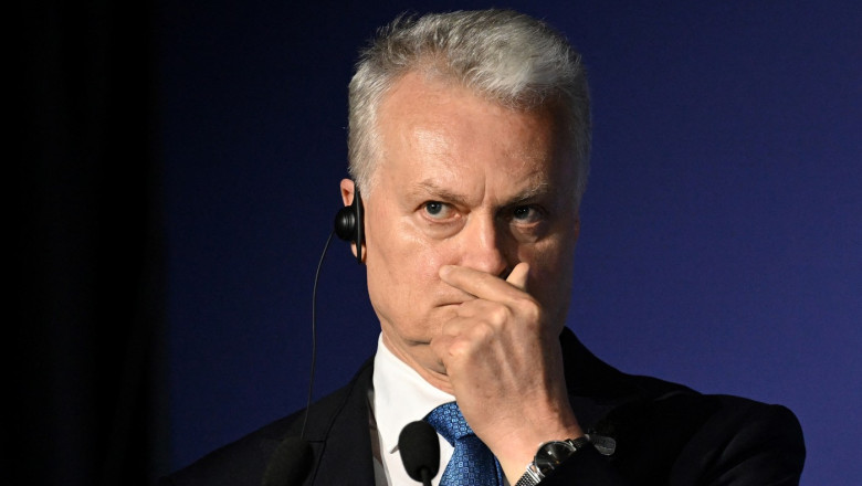Lituania şi-a închis spaţiul aerian pentru liderii slovac şi sârb în drum spre Rusia