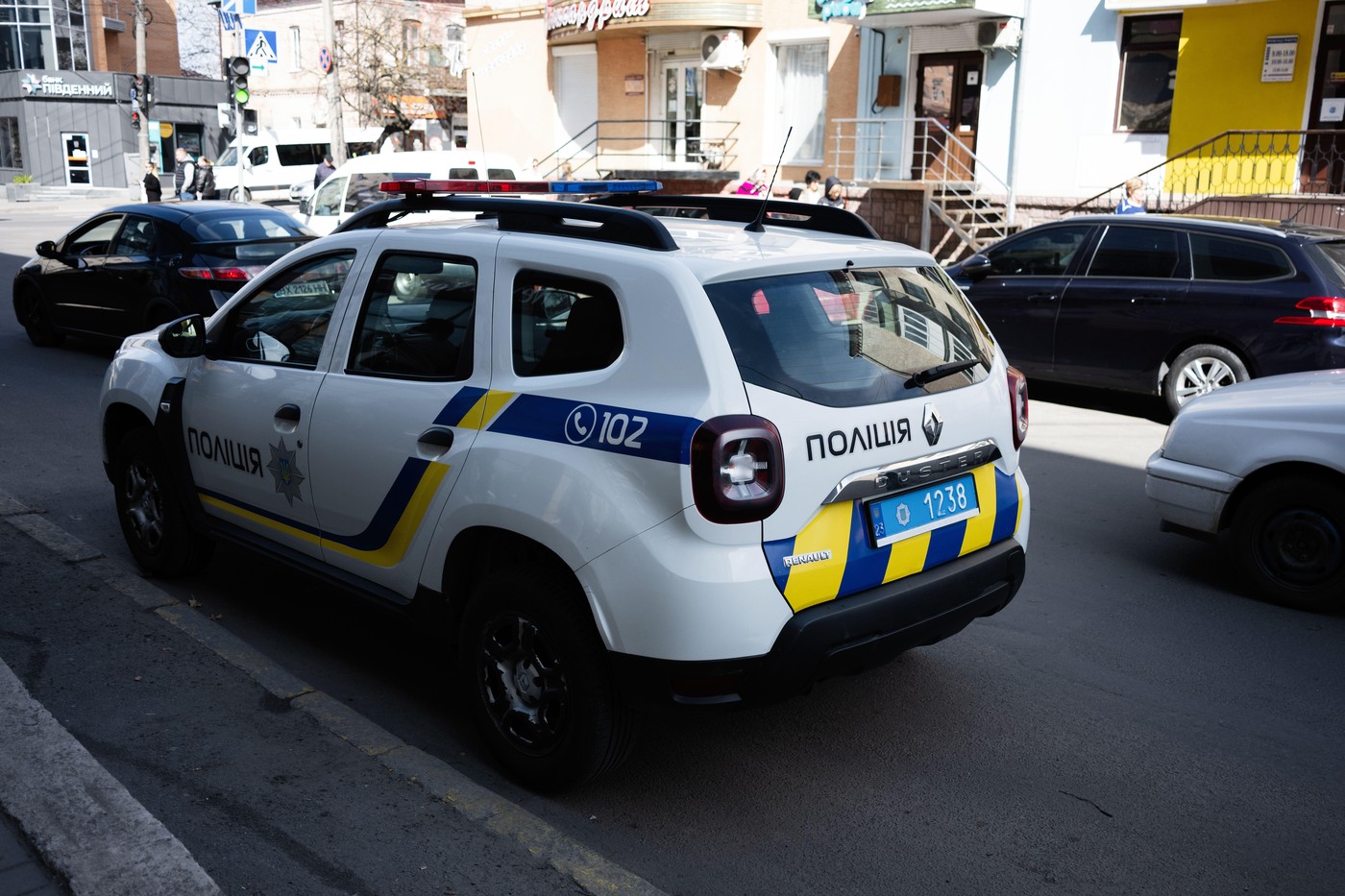 Un șef din poliția ucraineană a fugit cu aproape jumătate de milion de dolari care erau confiscați și reprezentau probe în dosare