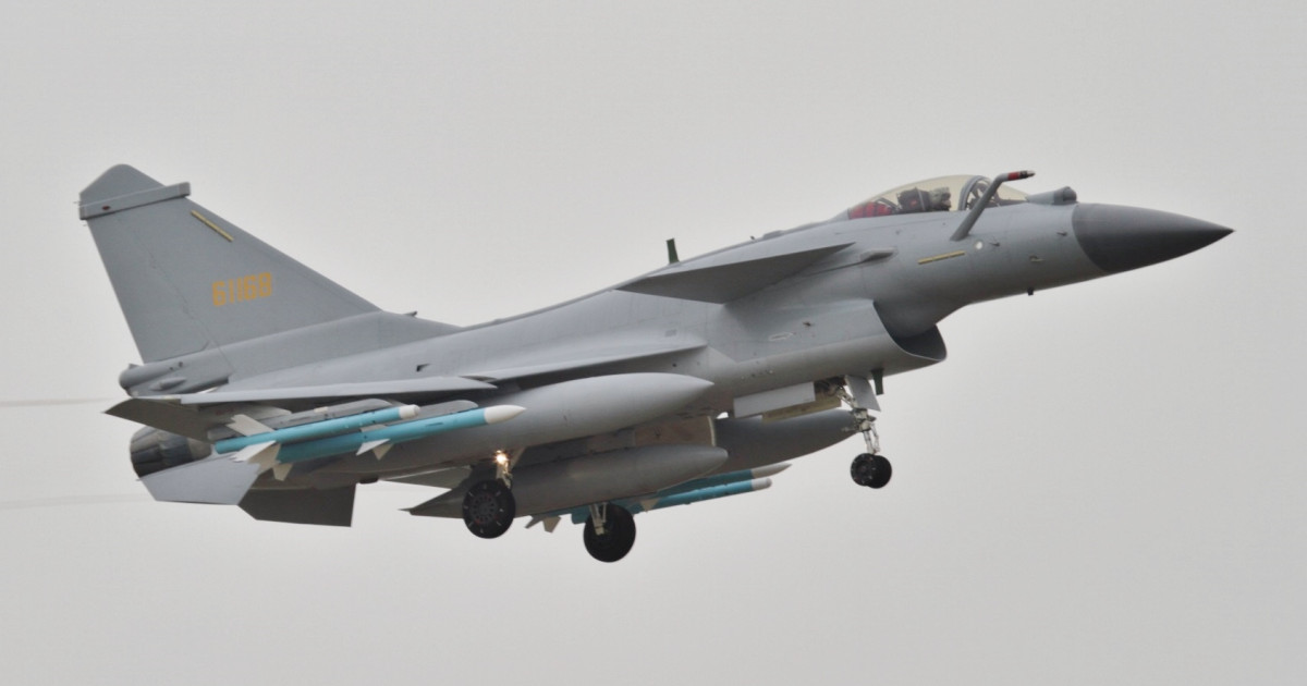 J-10 chineze versus Rafale franceze. Bătălia aeriană dintre Pakistan și India devine studiu de caz pentru armatele lumii|EpicNews