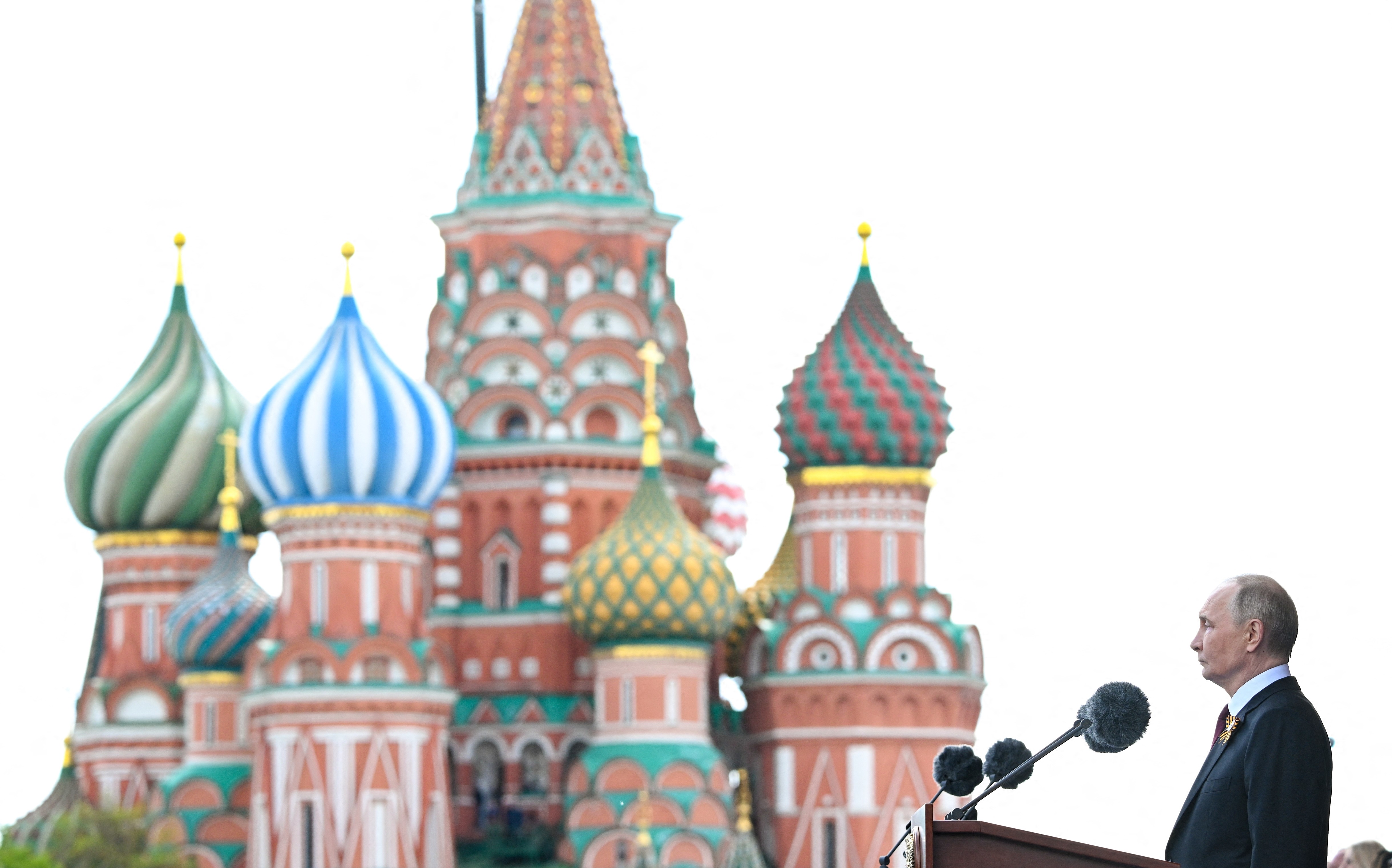 Planul lui Putin, descifrat din culise: „E mai ușor să continue războiul decât să facă pace”. Ce strategie a pus la punct Rusia