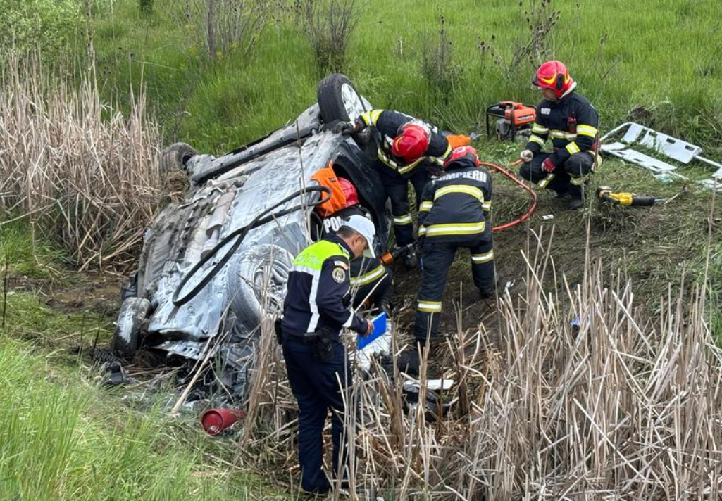 Accident grav în Cluj: trafic complet blocat pe DN 1F. Două persoane au murit, iar alte două sunt în stare gravă