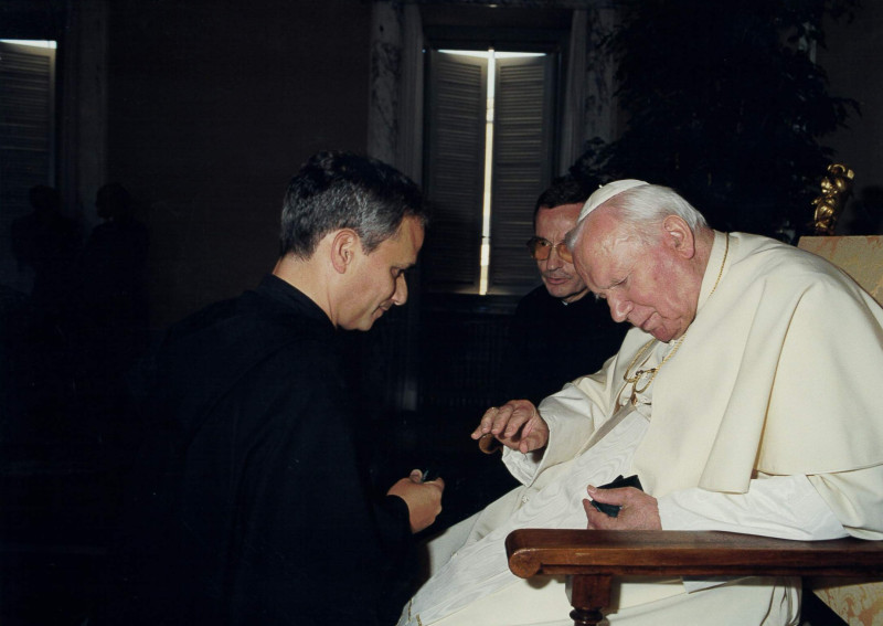 Robert Prevost with Pope John Paul II 03