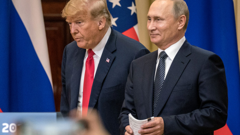 Vladimir Putin şi Donald Trump s-au felicitat reciproc, prin consilieri, pentru „sărbătoarea comună” de 9 mai, potrivit Kremlinului