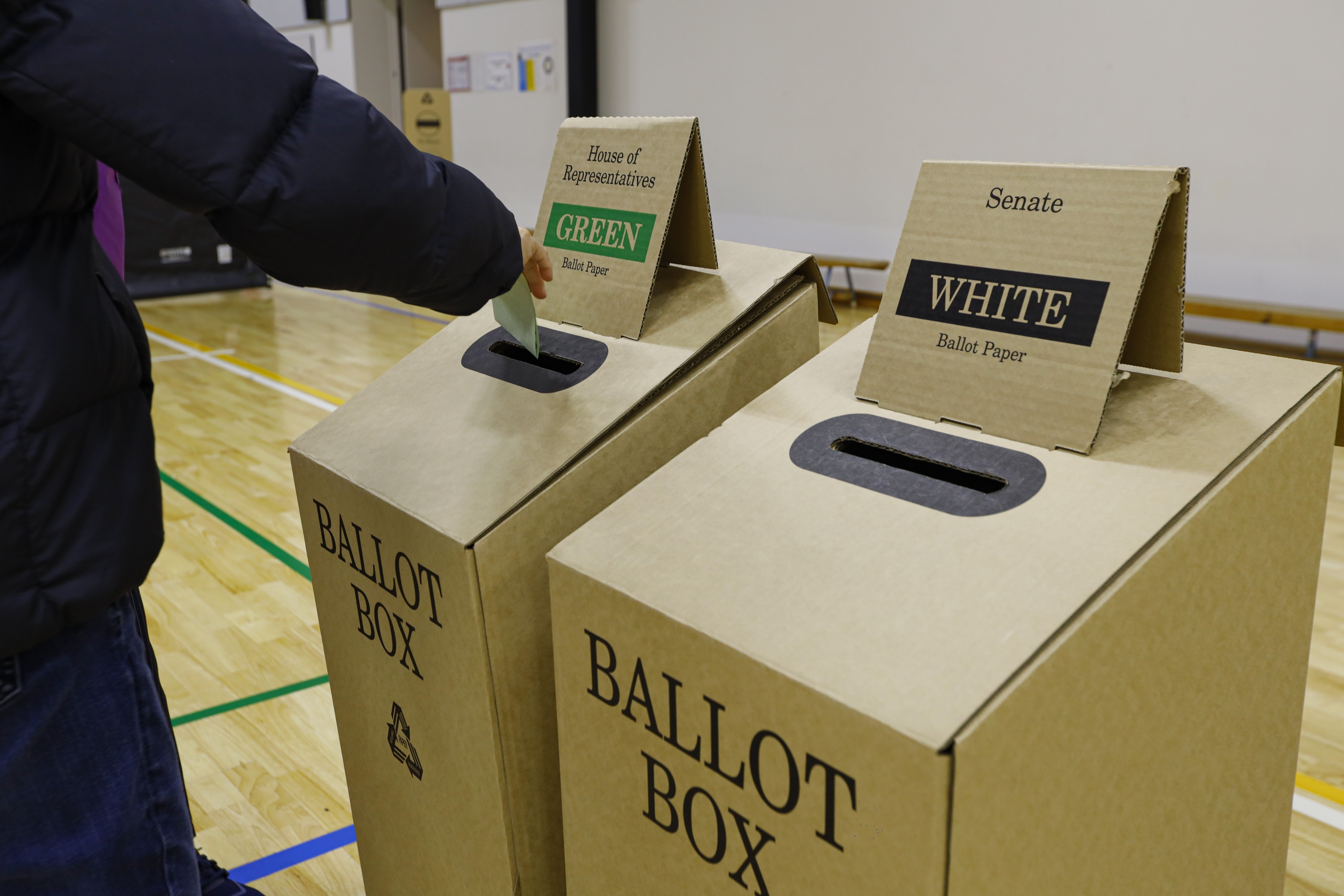 Australienii au votat sâmbătă pentru noul Parlament. A început numărătoarea voturilor, după închiderea primelor secții