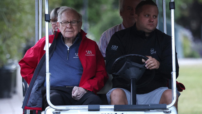 Miliardarul Warren Buffett se retrage de la șefia Berkshire Hathaway după peste 60 de ani. Cine va fi succesorul