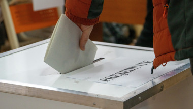 Când începe votarea în diaspora. Foto Shutterstock