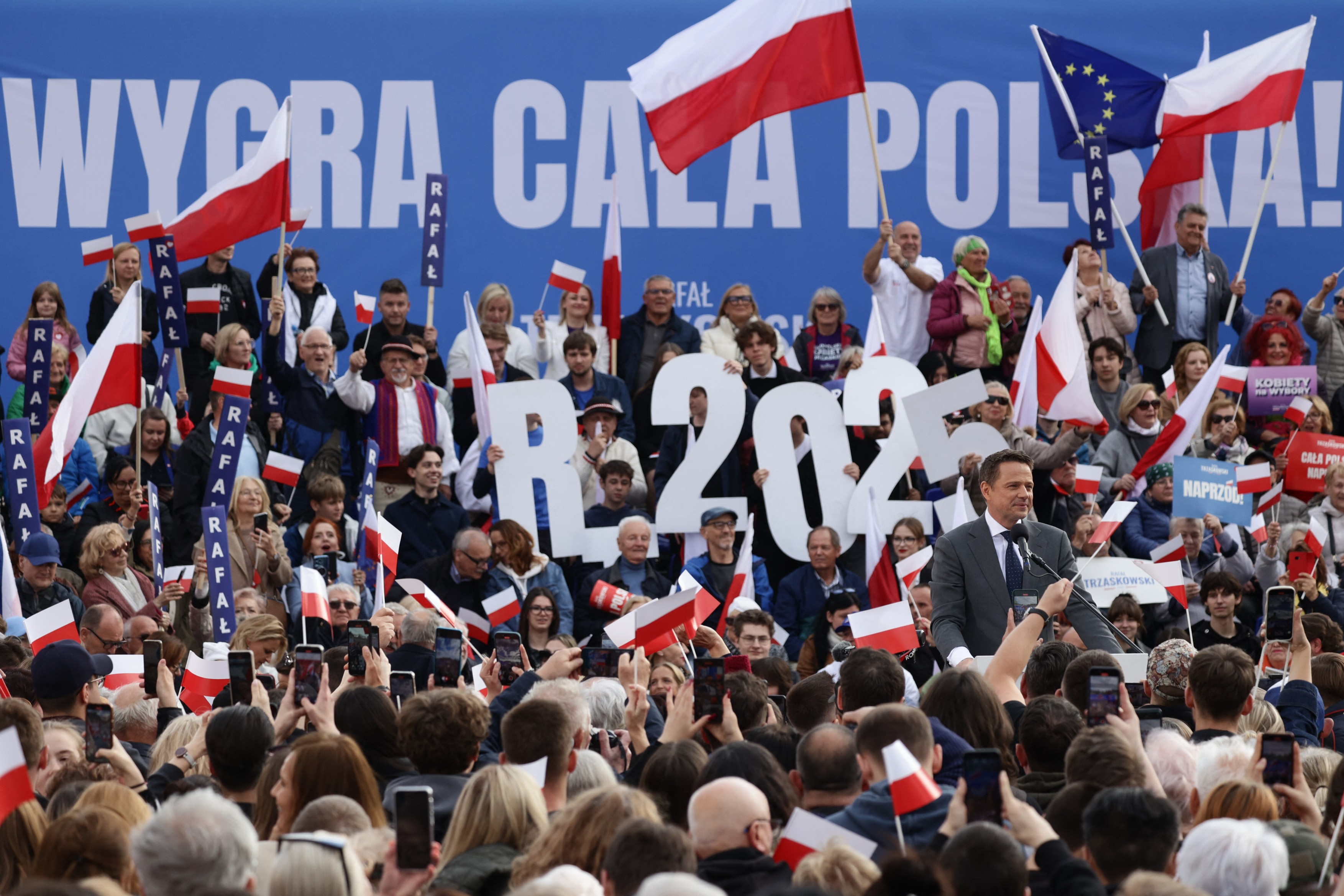 Polonia anunță o „posibilă încercare de interferență” străină în campania pentru alegerile prezidențiale, programate pe 18 mai