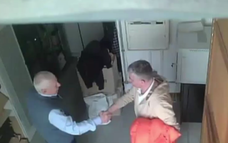 Stenograme din dosarul primarului Vlad Oprea și imagini cu edilul din Sinaia când se întâlnește cu viceprimarul