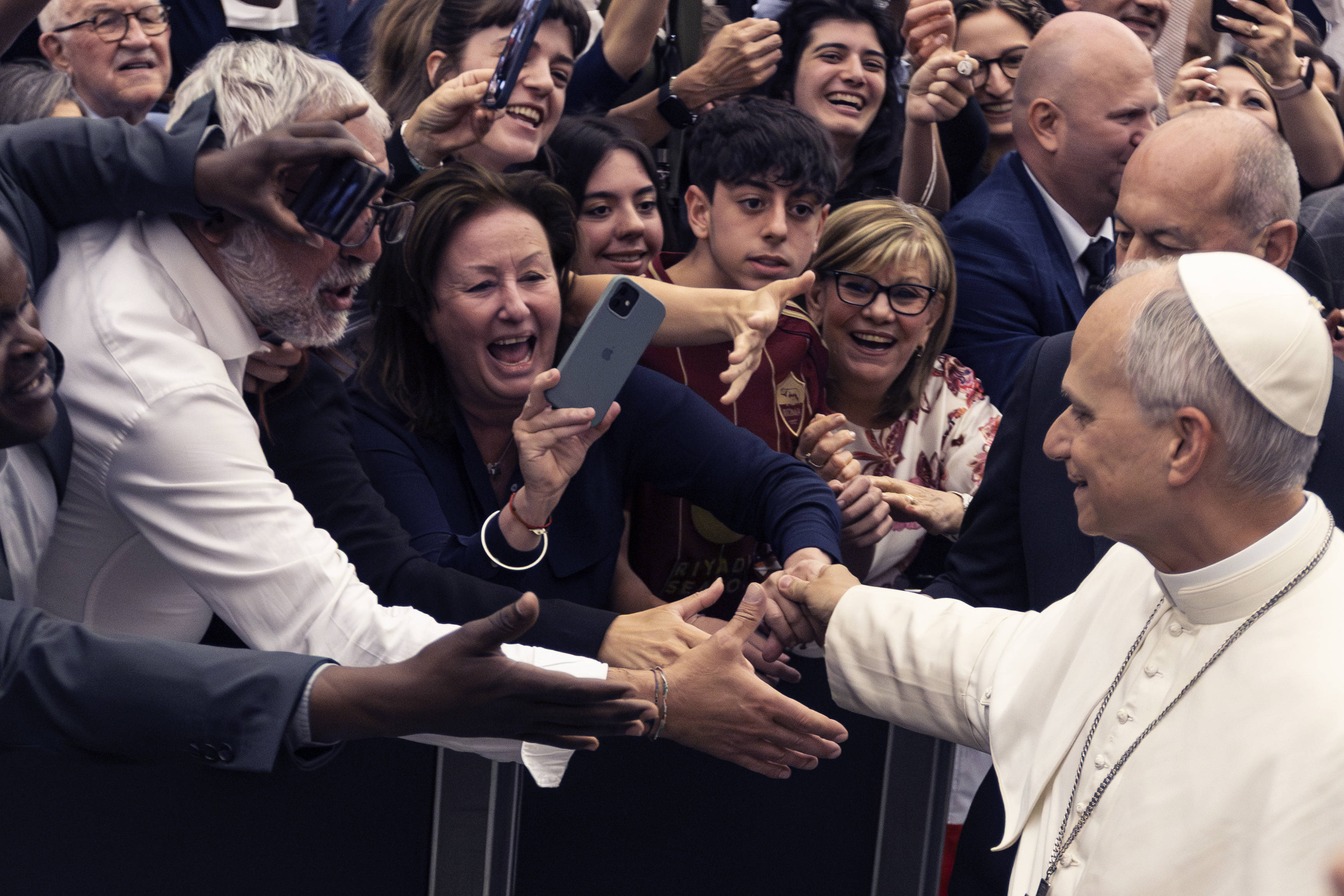 Comercianții din Roma, încântați că papa Leon al XIV-lea atrage turiști americani cu bani. „Este excelent pentru afaceri”