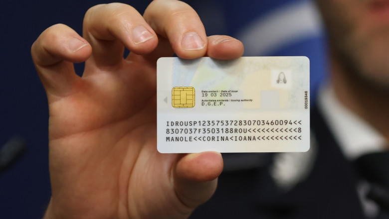 Cum pot fi depuse cererile pentru Cartea Electronică de Identitate, de la 1 august. Precizările MAI