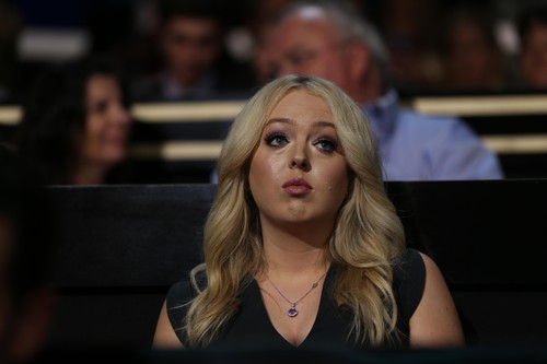 Trump a devenit bunic pentru a 11-a oară, după ce fiica sa, Tiffany, a născut un băiețel