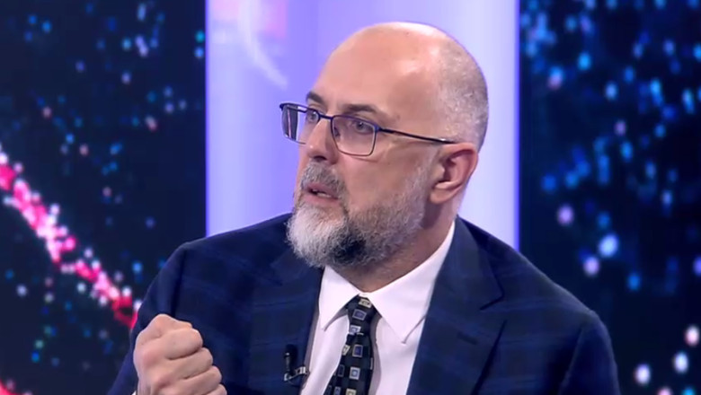 Kelemen Hunor crede că era bine ca Nicușor Dan să fie la Davos: „Nu trebuia să stai acolo până la final, să pleci ultimul de la chef”
