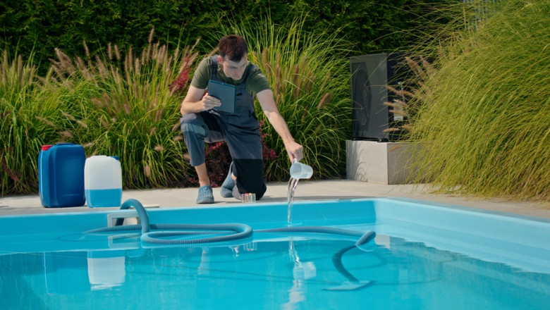 (P) Clorul din piscină nu înseamnă curățenie. Ce metode noi de tratare și întreținere propun specialiștii