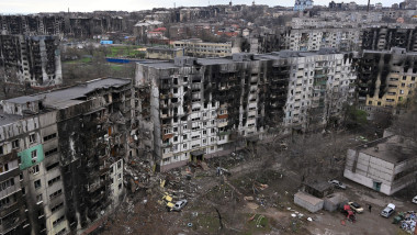 clădiri distruse în Mariupol