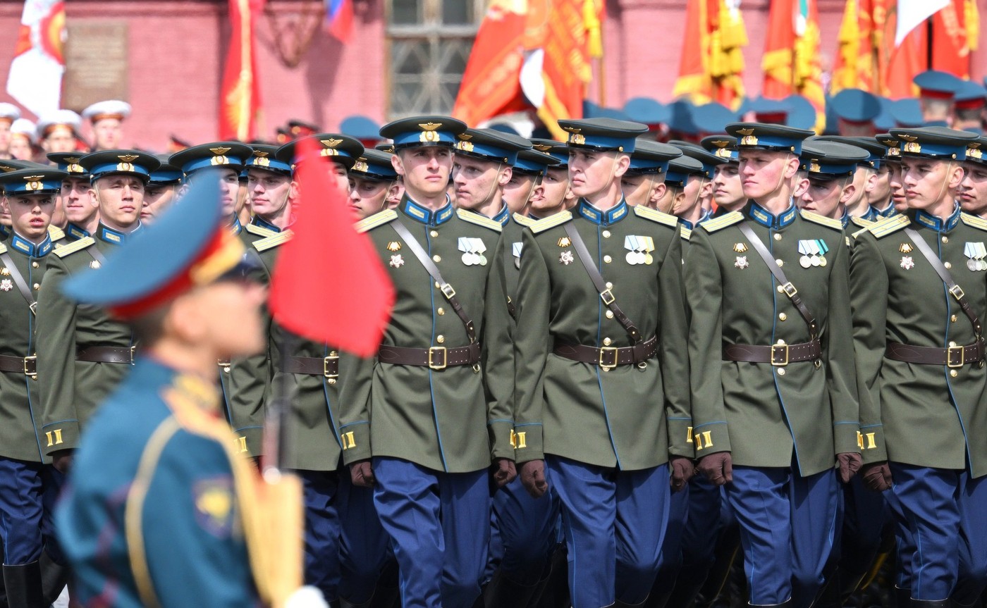Câți militari ruși luptă în Ucraina. Numărul lor crește de la lună la lună