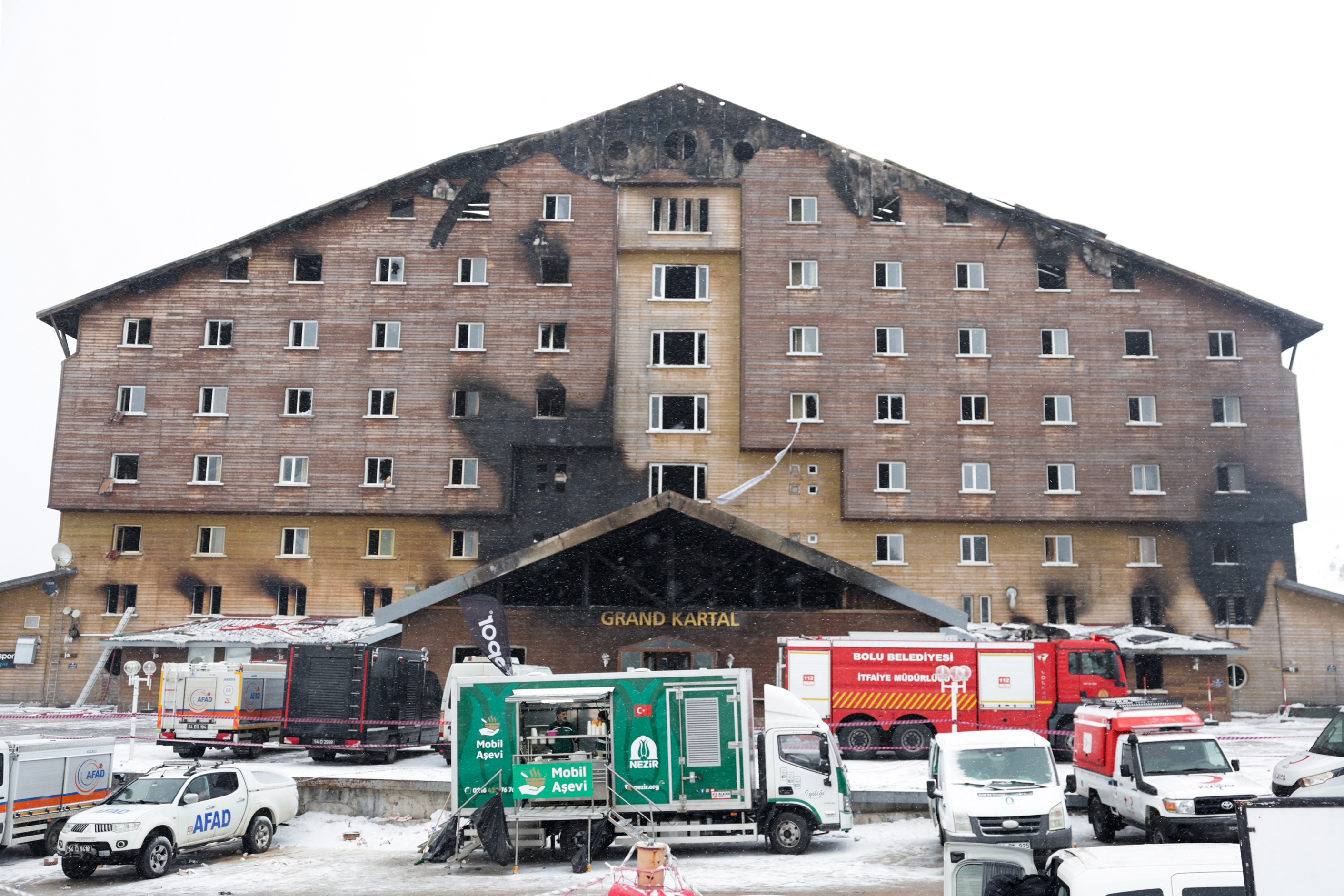 Incendiul devastator din Turcia cu 78 de morți: Procurorii cer condamnarea a 32 de persoane pentru omor și neglijență intenționată