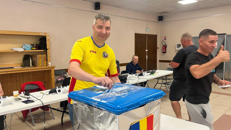 VIDEO  Un român din diaspora susține că a fost atacat de mai mulți conaționali la o secție de vot în Franța. „Am fost lovit, scuipat, înjurat”
