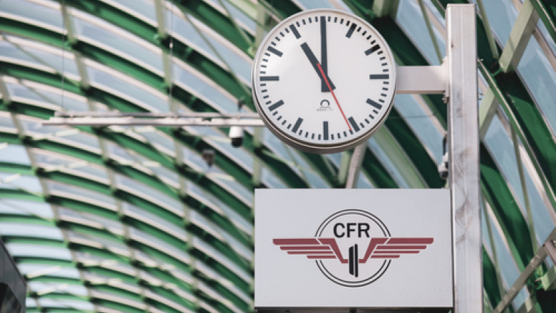 ceas cfr intarziere tren
