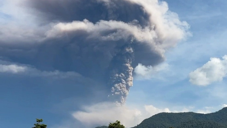 VIDEO  Vulcanul Lewotobi Laki-laki a erupt. Indonezia crescut nivelul de alertă la maximum