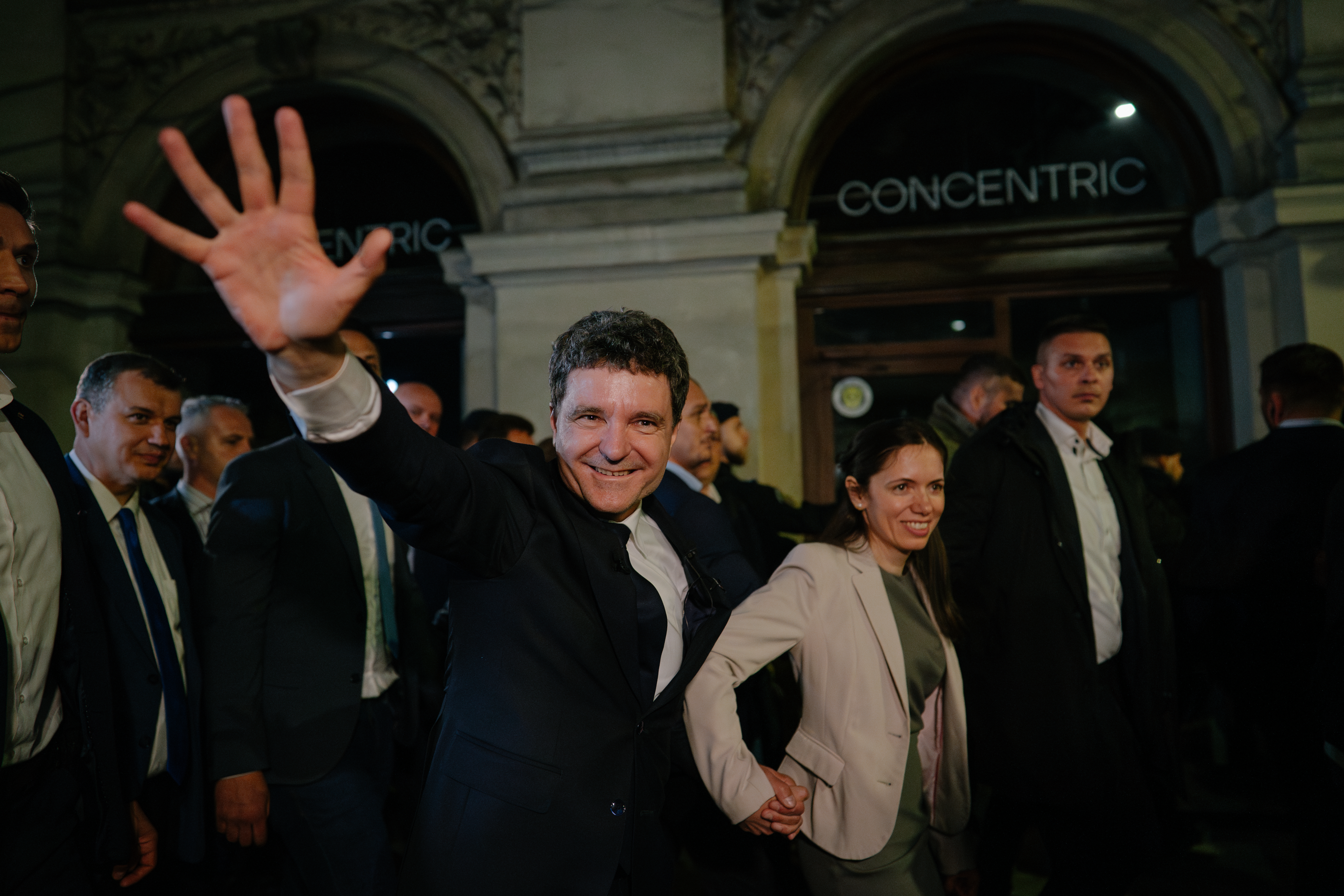 Alegerea lui Nicușor Dan, în Der Spiegel: O victorie la limită pentru Europa, un examen final de ultim moment pentru România