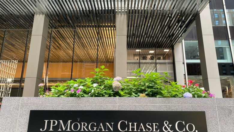 JPMorgan: Victoria lui Nicuşor Dan reduce riscul politic. O scădere a ratingului sub nivelul de investiţii, mai puţin îngrijorătoare