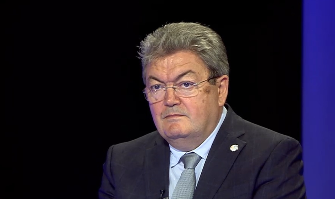 Rectorul Universității din București, despre turul 2 al alegerilor prezidențiale: Situația economică va conta mult mai mult