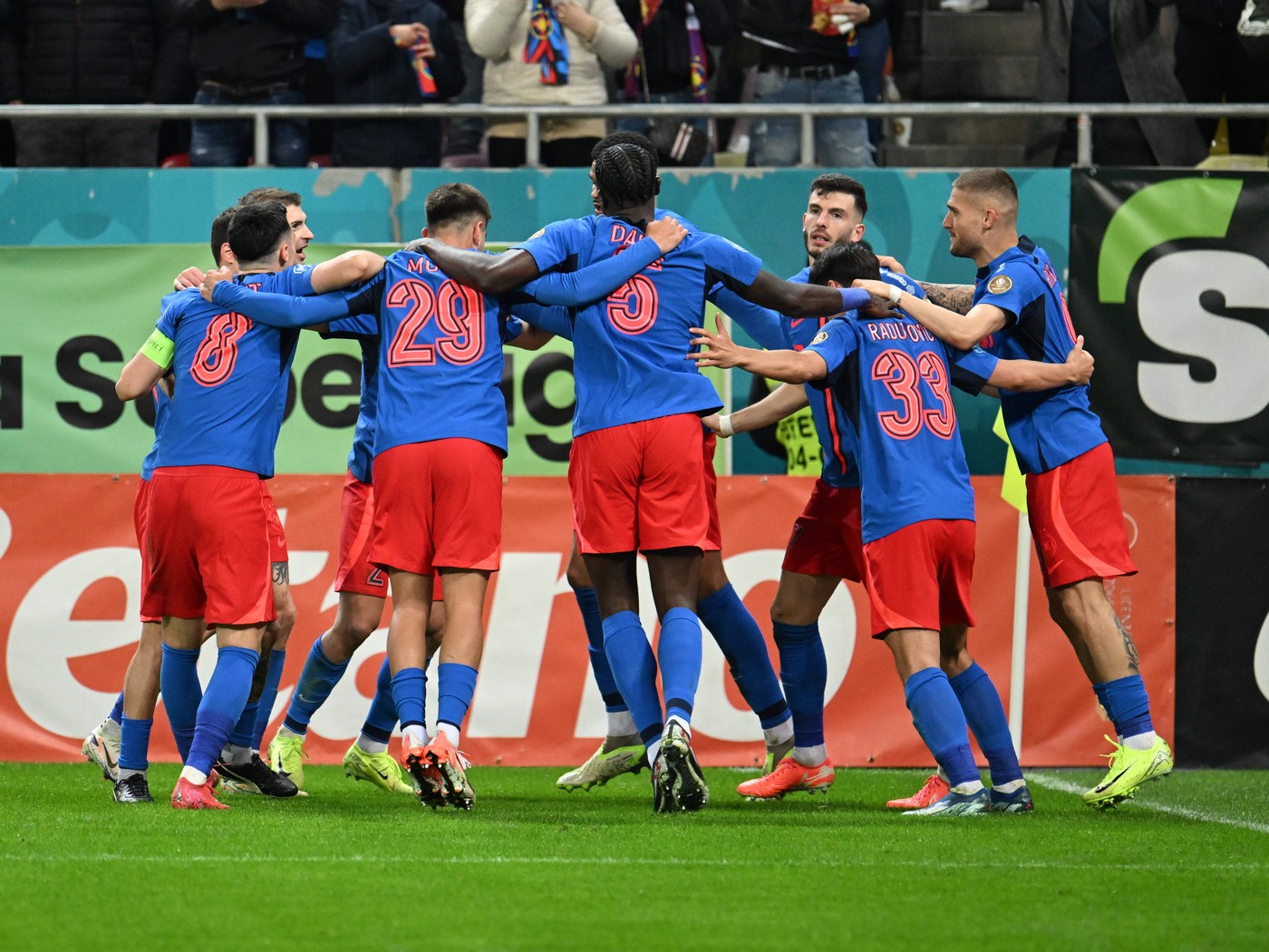 FCSB este din nou campioana Romaniei, dupa ce CFR Cluj a remizat cu Universitatea Craiova
