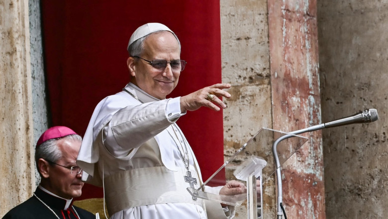 VIDEO  Papa Leon al XIV-lea, apel la unitate în prima sa rugăciune de duminică la Vatican
