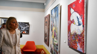 Former Empress of Iran, Farah Pahlavi makes a tour on artworks at the Fiap Jean Monnet in Paris on May 21, 2024. Photo by Firas Abdullah/ABACAPRESS.COM Credit: Abaca Press/Alamy Live News
