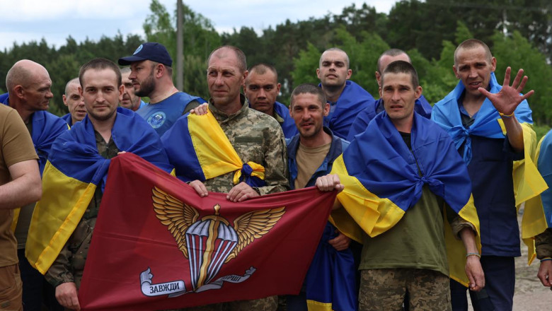 FOTO  Faza a doua a schimbului de prizonieri Rusia - Ucraina. Câți oameni au eliberat cele două părți