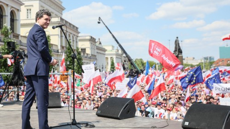 nicusor dan la varsovia