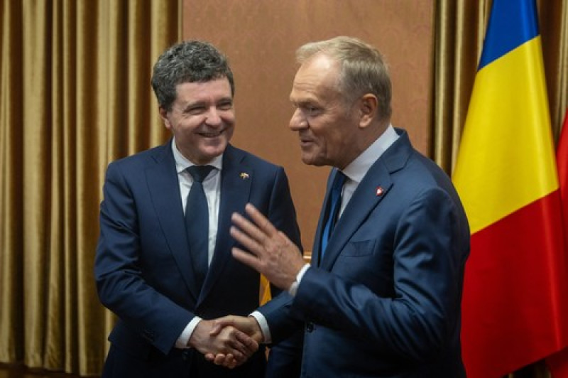 Nicușor Dan a fost întâmpinat la sediul guvernului de la Varșovia de premierul polonez Donald Tusk