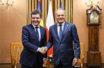 Nicușor Dan a fost întâmpinat la sediul guvernului de la Varșovia de premierul polonez Donald Tusk