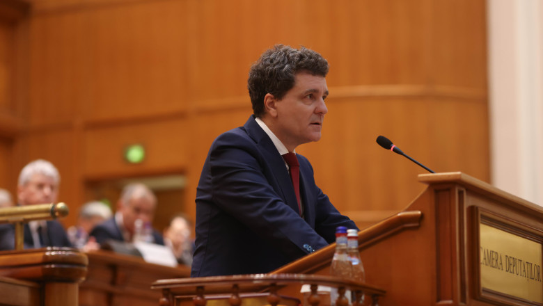 Președintele Nicușor Dan și-a depus declarația de avere, inclusiv lista cu cele 400 de persoane care l-au împrumutat în campanie